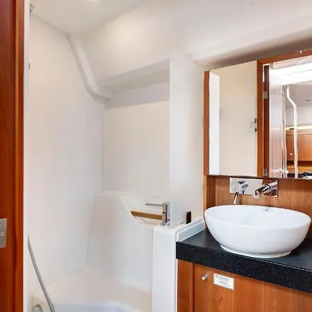 Capri Positano Coast Sail Hotel na wodzie