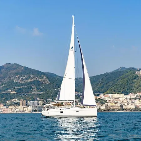 Capri Positano Coast Sail * אמאלפי