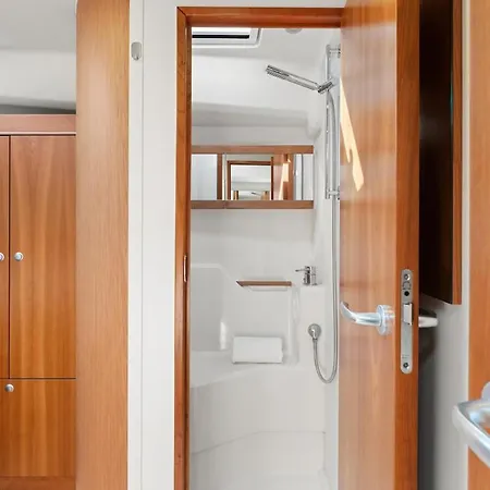 Hotel en barco Capri Positano Coast Sail Amalfi