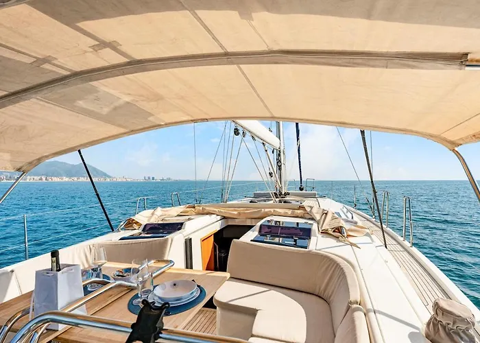 Botel Capri Positano Coast Sail *